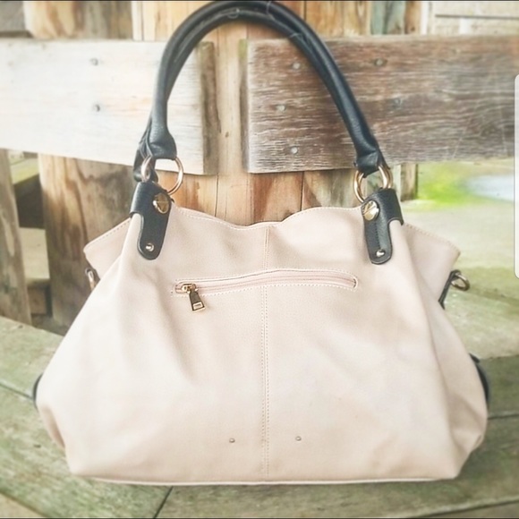 Kathy Ireland Cream Colored Purse!!!👜💛 - Picture 4 of 6